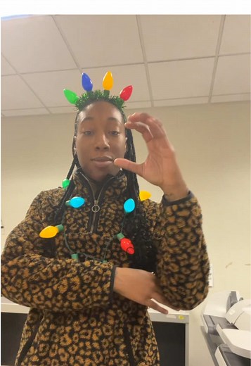 Merry Christmas 🎄 #asl #merrychristmas #festive #christmaslights #lights #signlanguage