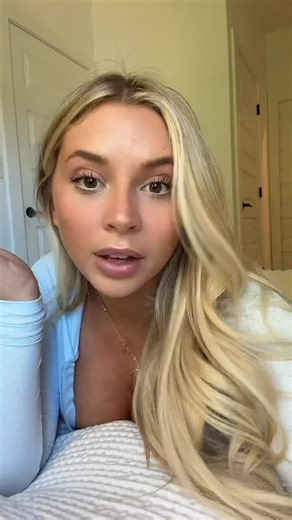 Willow Clark on Instagram: "Pls tell me I’m wrong 😅"