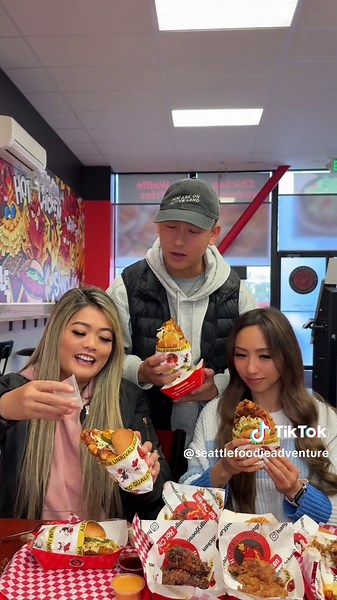 Hangry Joe's: Flavorful Sandos and Wings in Seattle