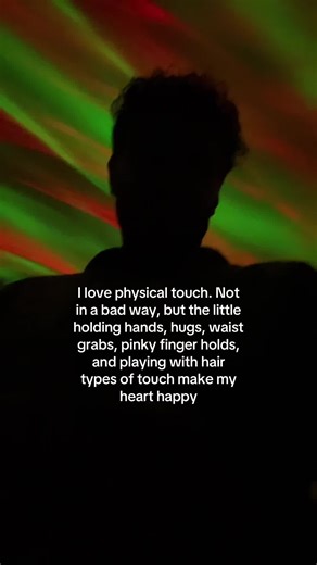 🦋 (@m.a.h.di2)’s video of physical touch