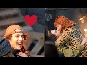 Timothée Chalamet kissing Jennifer Lawrence in 'DON'T LOOK UP'