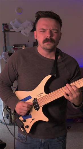 This Loop Groovesss – Live Looping Performance