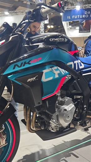 🔥 CFMOTO 675NK GP — Versi Modified / Track Spec 🔥 Ini bukan model jualan pasaran. Ini adalah unit showcase untuk tunjukkan had modifikasi bagi pemilik 675. Modifikasi Utama: ✅ Suspension depan & belakang Öhlins adjustable ✅ Öhlins Steering Damper ✅ Sistem ekzos penuh Akrapovič ✅ Brembo GP4-MS Front Caliper ✅ Brembo P32 Billet ✅ Brembo RCS Corsa Corta RR Master Pump ✅ CFMOTO Racing Footrest & Clutch Lever ✅ Aspar Racing Team Edition Race Cover ✅ Domino Fast Throttle A250 Grip Ini adalah level t