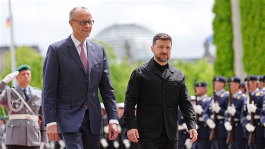Selenskyj zu Besuch in Berlin: Wird es eine Antwort auf die Gretchenfrage Taurus geben?