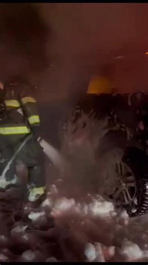 65K views · 179 reactions | Firefighters responded to a vehicle fire overnight on I-12 just west of Holden. According to the Livingston Parish Sheriff's Office, firefighters handled it, and the roadway was cleared in time for the morning commute. No injuries were reported. | WAFB Channel 9 | Facebook