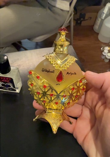 Exploring the World of Perfume Oils: Top Brands and Tips