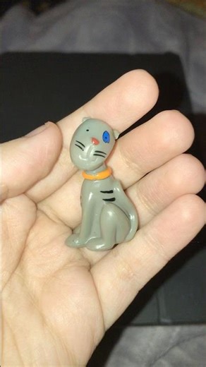 Gilbert Figure #caillou #pbs #shorts #nostalgic #nostalgia #thrifting #thrift #thrifted #cat #cats