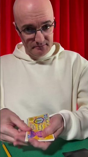 Mr Quin performing flash cash by trickstarters and instant paper to money kids version. 🔥🔥