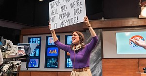 "Network" on stage presented by Chicago's Invictus Theatre Company