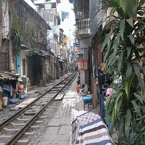 5.1M views · 36K reactions | Danger of train tracks too close to residential areas | Extreme Machines | Facebook