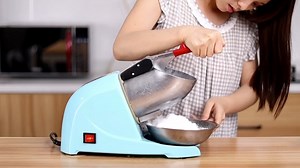 Want to make shaved ice with different thicknesses? Get the ice shaver machine for smoothies, desserts, cocktails, etc. 🧊🍧 ➡️ Buy it here: https://shuangying.en.made-in-china.com/product/uZQtUkrTsDVM/China-300W-Electric-Snow-Cone-Crusher-Maker-Ice-Shaver.html?utm_source=facebook&utm_medium=free&utm_campaign=20211223-iceshaver #iceshaver #icecrusher | Made-in-China.com