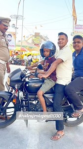 1.3M views · 11K reactions | बेटा सेफ पापा अनसेफ।। . . . #trafficawarenes #helmet #insta #tsirudrapratapmall #beta #safe #papa #unsafe #savelife #fb #highlight #meta #shorts | Tsi-rudra Pratap Mall | Facebook