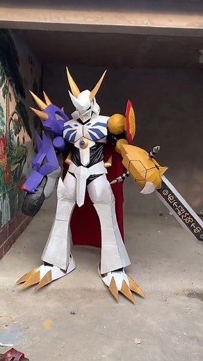 Digimon Adventure Tri Brasil on Instagram: "Aprovado esse Cosplay? #Digimon #omegamon #digimoncosplay"