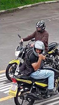 Practical motorcycle lesson for the Anchieta Mauá driving school practical exam.