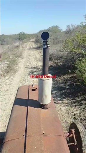 Running Grandpas Tractor #656 #diesel #tractor #international #ih656