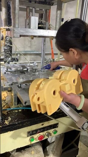 Investment Casting Tutorial: Making Molds for Lost Wax Casting