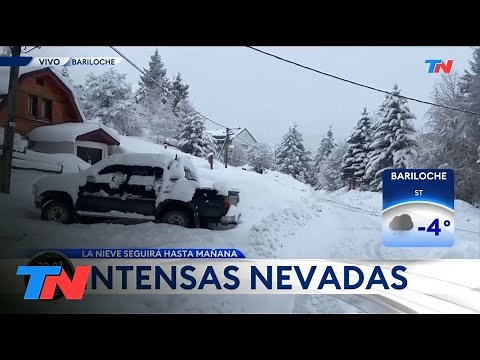 BARILOCHE: Hoy se desató un temporal de nieve y recomiendan el uso de cadenas para andar en auto.