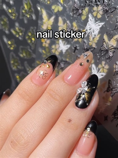 Easy Nail Sticker Ideas for Spring