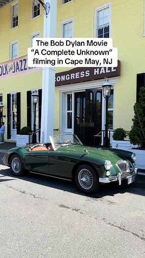 A look at the Bob Dylan Biopic movie “A Complete Unknown” filming in Cape May, NJ!🎥⭐️ The scenes being filmed in Cape May are set to portray the 1965 Newport Folk Festival in Rhode Island. Timothée Chalamet plays Bob Dylan in the film alongside Elle Fanning! So excited to see this movie when it comes out! Will you be seeing the movie?🤩 #newjersey #capemay #capemaynj #acompleteunknown #timotheechalamet #nj
