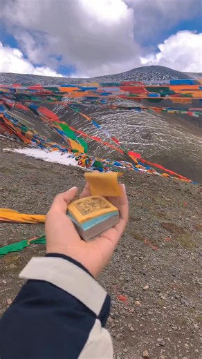 Bodvani on Instagram: "Every flutter of the prayer flag is a whispered scripture to the heavens. The blue for the boundless sky, white for the wispy clouds, red for the blazing fire, green for the flowing river, and yellow for the fertile earth — a vivid tapestry of Tibetan beliefs woven in the wind.#prayerflag #tibetanculture #faith #tibet #bodvani"
