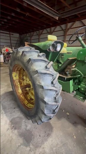 John Deere 3010 diesel #tractor #farming