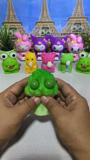 Vegies#squishyfidget #trendingvideo #satisfyingfidget #stressrelief