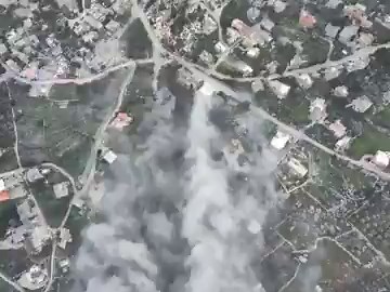 Geolocation: 33.276492°, 35.516982° (Taybeh)*Old footages recorded during the 2025 ceasefire period.Source: https://t.co/0vJEpJphyZ