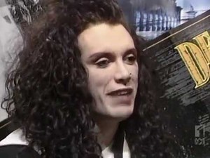 Pete Burns pre MAJOR surgery - Early Dead or Alive days
