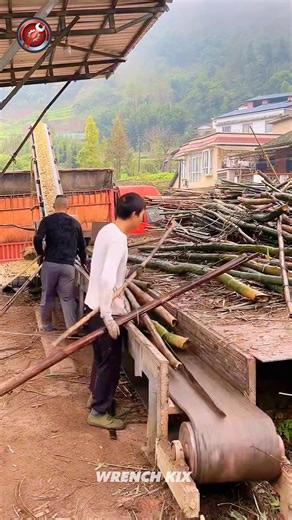 Bamboo Shredding Process