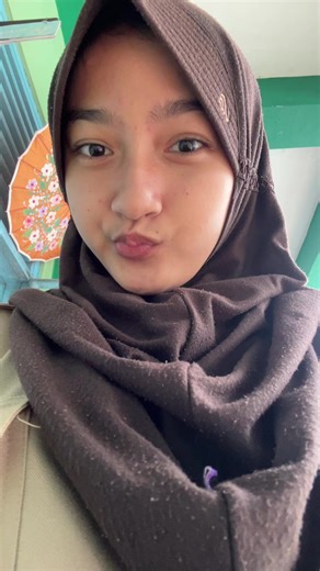 rawr (@rubbyinhere)’s videos with original sound - MUSIC ROOM