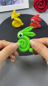 🐰 Make cute little clay bunnies with your kids — they’re simply adorable! Simple, fun, and perfect for hands-on parent–child crafting time. Give it a try ✨ #ParentChildCrafts #ClayCrafts #DIYCrafts #KindergartenManual #KidsCrafts #CreativeFun | Art, Crafts and Journals