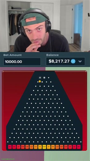 TOASTER PLAYING PLINKO GAME #toaster #toasteroriginals #plinko