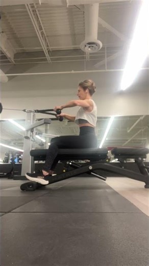 Seated delt row / cable face pull palms down