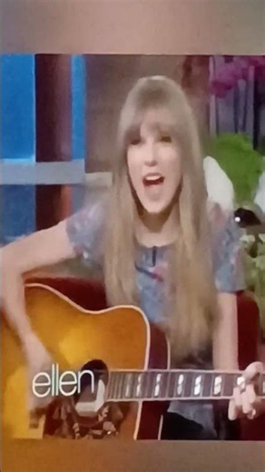 Taylor Swift Pumped up Kicks 2012 on Ellen Show. #taylorswift #pumpedupkicks