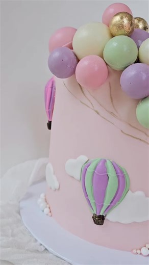 Creative Cake Designs with Balloon Decorations