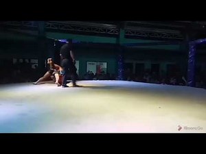 Rib crusher submission - bear hug submission - scorpion crush