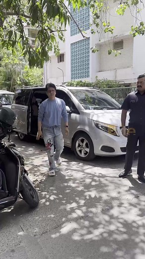 So beautiful couple Sajid Nadiadwala and Warda Khan Nadiadwala clicked outside gym Warda Khan Sajid Nadiadwala Nadiadwala Grandson Entertainment - NGE #elite #eliteshowbiz #SatyaPremKiKatha #sajidnadiadwala #wardakhannadiadwala #gym | Elite