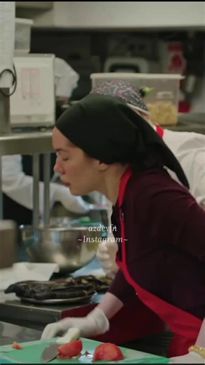 Azize'nin Ağlaması ve Sahipsizler 15. Bölüm