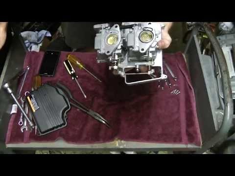 How to clean Yamaha 20hp/25hp 2 stroke outboard carburetor