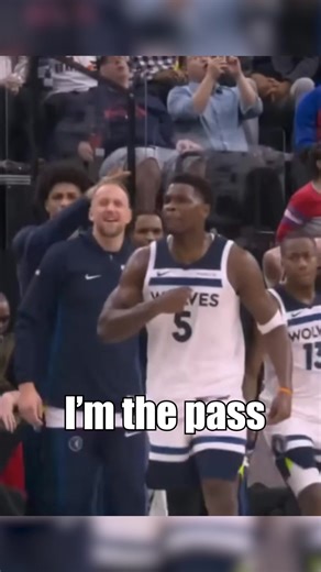 Lip Reading Coach Finch and Anthony Edwards in NBA