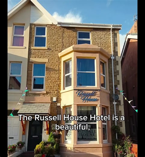 Stay at Rossall House Bed & Breakfast in Blackpool