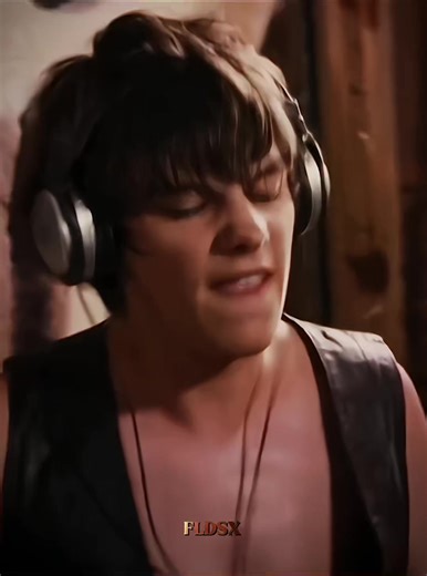 Old Rodrick would bully the new one #rodrickheffley #diaryofawimpykid #rodrickheffleyedit #rodrickrules #devonbostick #rodrick #heffley