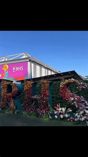 1.8K views · 51 reactions | Beautiful blooms, inspired planting and standout garden designs - the gardens at this year’s RHS Chelsea Flower Show are nothing short of breathtaking. | LadyTeapots | Facebook
