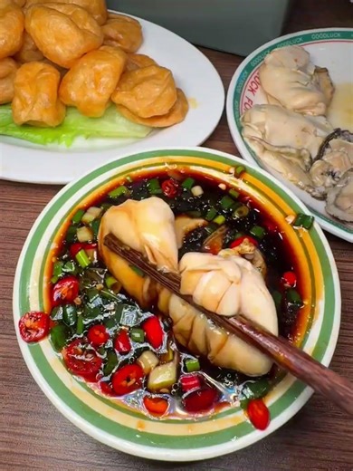 A vibrant symphony of flavors in a pot! 🔥