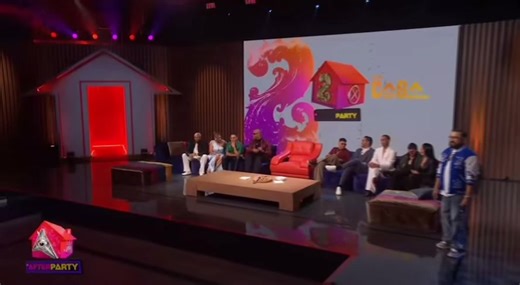 La Entrada De La Perve Y Michael #laperversa #michaelflores #casadealofoke #contravientoymarea #parati