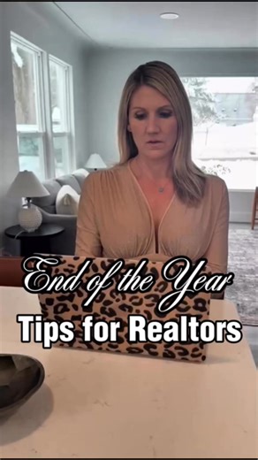 𝐄𝐧𝐝 𝐨𝐟 𝐭𝐡𝐞 𝐘𝐞𝐚𝐫 𝐓𝐢𝐩𝐬 𝐟𝐨𝐫 𝐑𝐞𝐚𝐥𝐭𝐨𝐫𝐬 1. Follow up with every client Send thank-you messages, holiday notes, and quick check-ins to stay top of mind. 2. Review your numbers Analyze listings, closings, referrals, and lead sources to see what truly worked. 3. Clean and organize your database Update contacts, tag leads, and remove duplicates before the new year starts. 4. Ask for reviews and referrals Happy clients are most willing to help at year-end—don’t miss the opportuni
