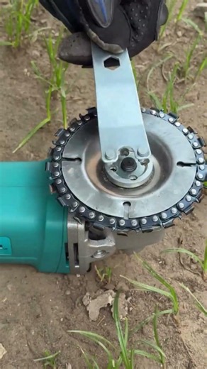 Tutorial on installing the engraving and polishing chain saw disc#viralvideo #woodworking #tools