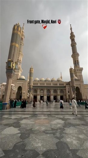 Masjid Nabawi ♥️♥️♥️ #islamicshorts #unfrezzmyaccount #ytviral