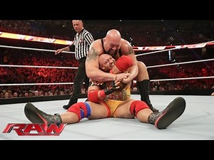 Ryback vs. Big Show – Intercontinental Championship Match: Raw, Aug. 31, 2015