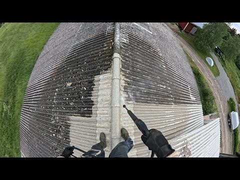 Pressure Washing The Roof | Removing Dirt & Moss | EP41